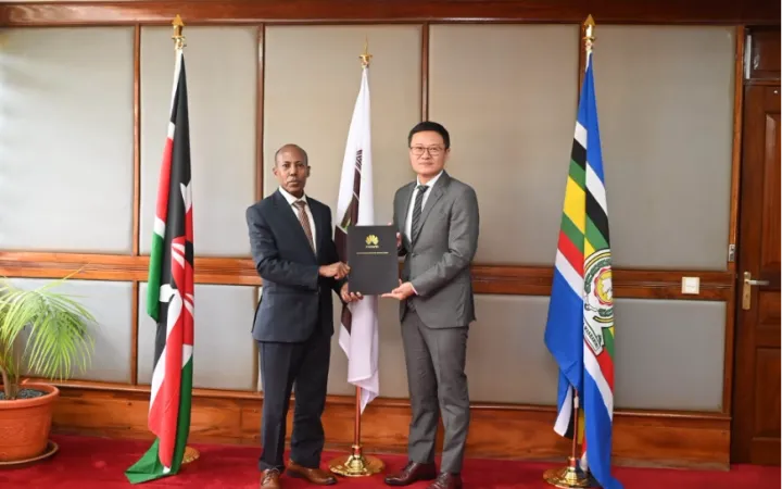 KSG na Huawei Kenya wasaini makubaliano ya kuelewana ili kuendeleza ujuzi katika AI, usalama wa mtandao na teknolojia za kidijitali