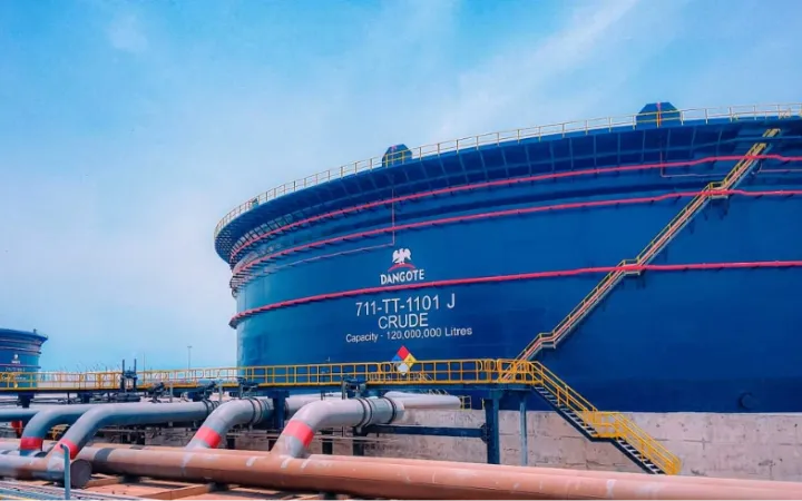 The oil refinery construction project is seen as a key factor in stimulating industrial growth in Kenya
